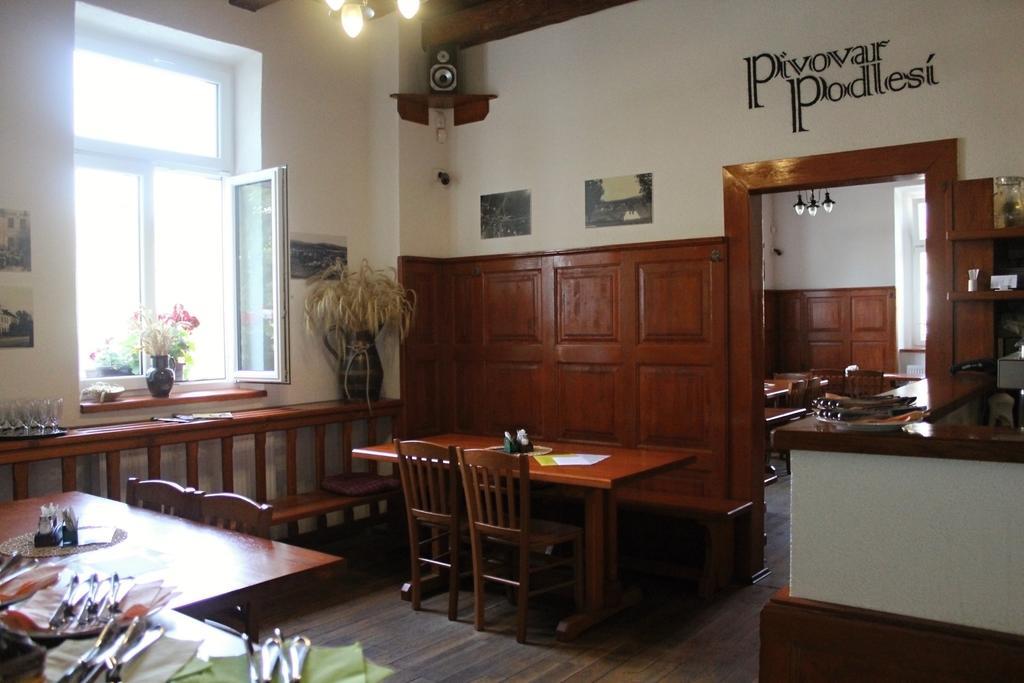 Penzion Pivovar Podlesi Příbram エクステリア 写真